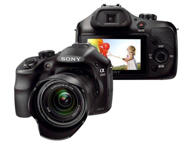 Câmera Digital Sony Alpha ILCE-3000K 20.1MP LCD 3” - Lente